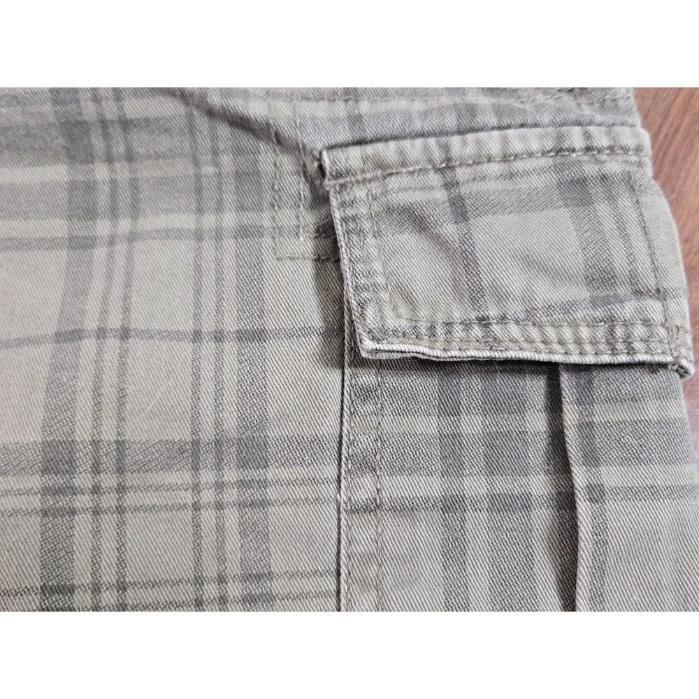 Izod Shorts Mens 100% Cotton Plaid‎ Cargo Green Preppy Beachy 10